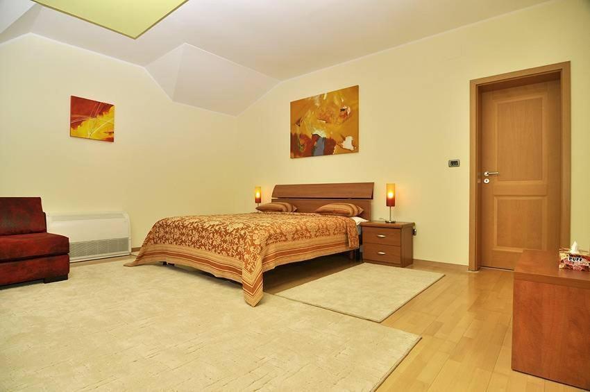 Villa Vitoria Giroc Pokój zdjęcie